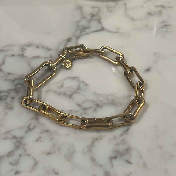 Monica Vinader Alta Capture Charm Bracelet - Picture 3 of 3